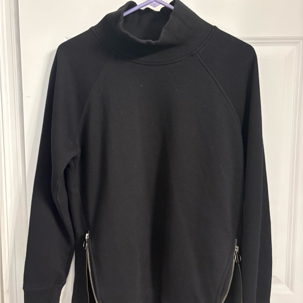 ATHLETA turtle neck sweater